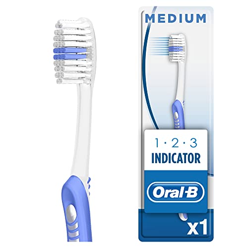 Oral-B 123 Indicator Manual Toothbrush, With Medium Bristles, Long Handle, Gentle On Teeth & Gums, White & Blue
