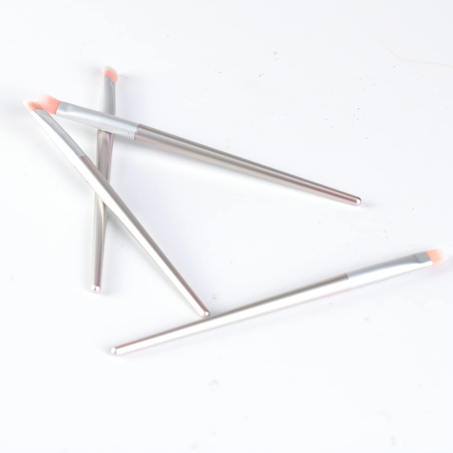 TEONEI Neon Pink Eyeshadow Brush,Eyeshadow Blending Brush,Eye Makeup Applicators Concealer Brush,Cosmetic Tools,4PCS