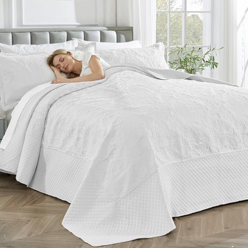 Image of ENJOHOS Oversized King Bedspreads 128x120, California King Quilt Sets, Extra Wide Large King Size Quilts for Bed, Lightweight Reversible Microfiber 3Pieces Cal King White Coverlet | california king bedspread white , Lightweight Reversible comforter set 3Pieces Cal King Oversized Coverlet