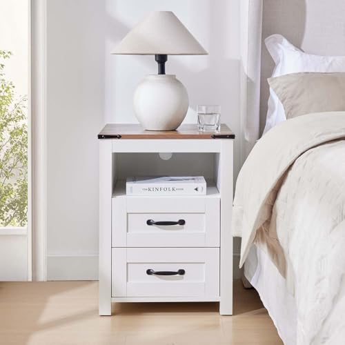 Stabrech White Farmhouse Nightstand