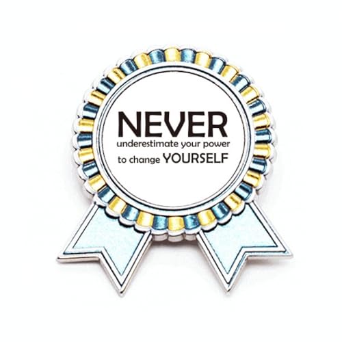 Broche You Can Change Yourself taille M en métal idéale sur votre veste en jean