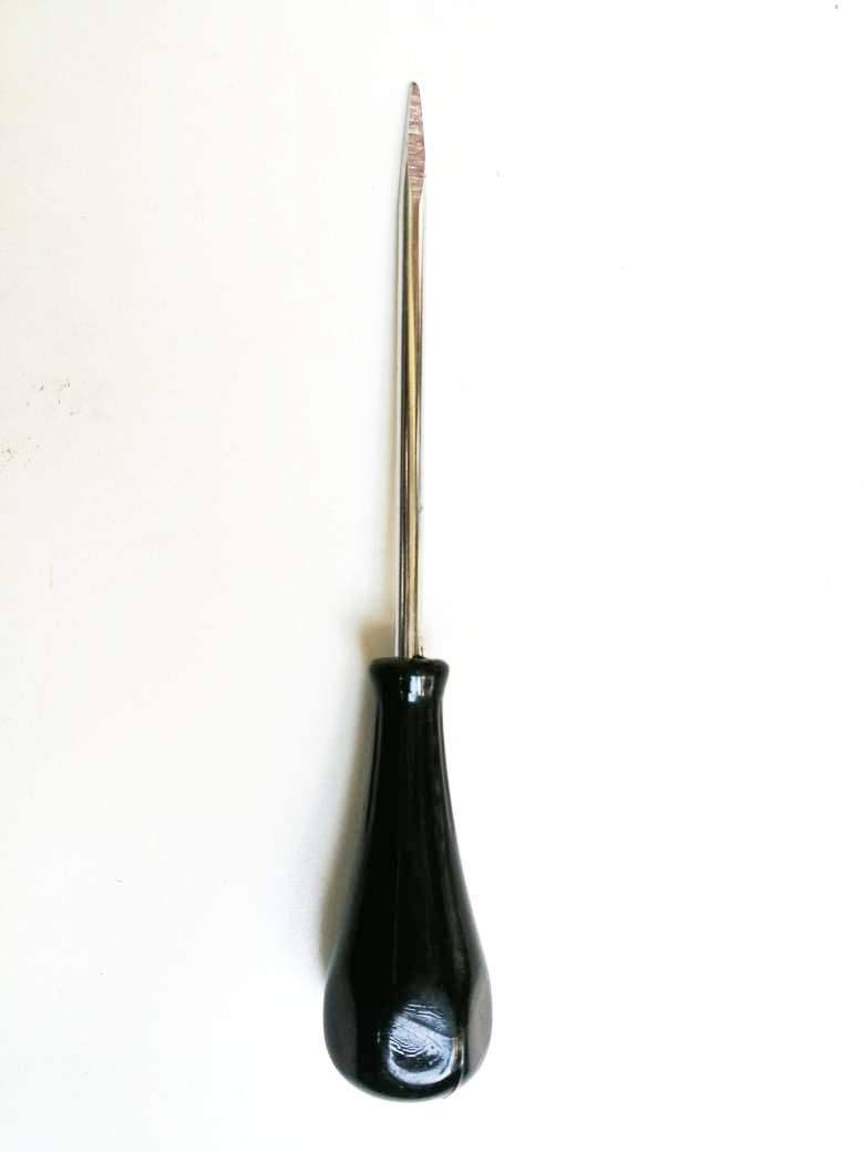 FTE Strong Ice Pick/Puncher/Piercing Tool With Sharp Edge For All Sort of Works. With Strong Fiber Handle Grip - Size 40 x 210 mm 2