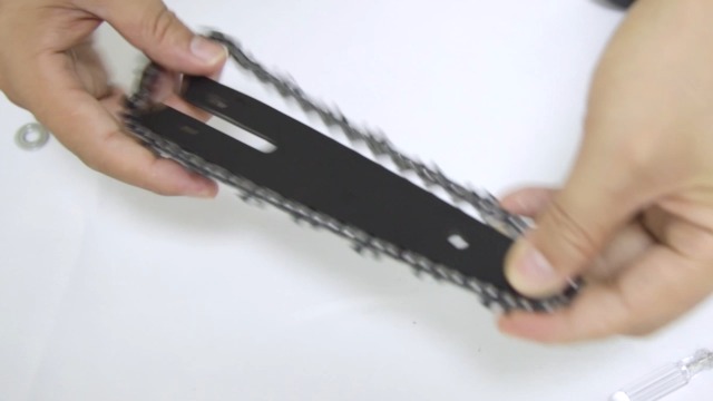 Pokzon Elektro Kettensäge 24V 6-Zoll-Akku-Kettensäge, 2AH-Akku und Ladegerät im Lieferumfang enthalten,2021 Verbesserte… – Bild 8