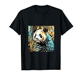 Deléitate con la belleza reparada de la armonía en bambú dorado, una obra maestra que muestra la simbiosis perfecta de la gracia panda y la armonía de bambú