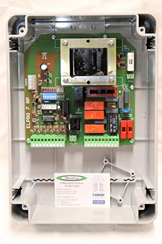 Programmatore elettronico per cancelli a battentec con servizio automatico o semiautomatico.