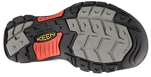 Image of KEEN Women's Newport H2 Closed Toe Water Sandals