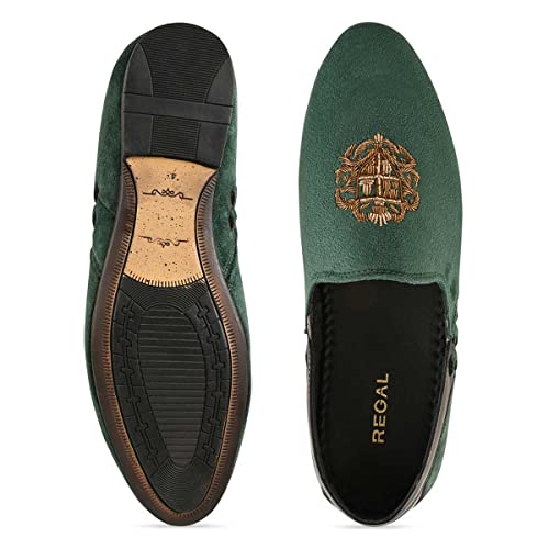 Image of Regal Men Velvet Embroidered Ethnic Slip Ons