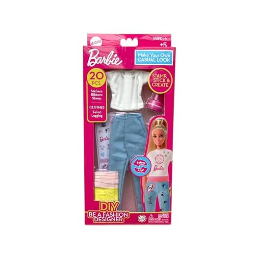Barbie Set fai da te alla moda per creare il tuo look casual | include t-shirt, leggings, adesivi, nastri e timbri, kit creativo di giocattoli alla moda per bambini dai 5 anni in su