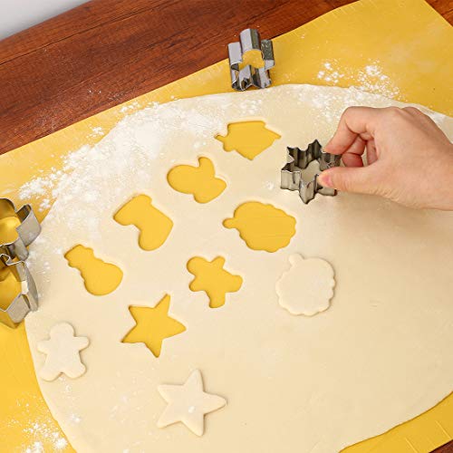 Christmas Cookie Cutters Set, Large Stainless Steel 15 Pcs, Stocking, Gingerbread Man, Christma Tree, Snowman and More, Mousse Cake Fruit