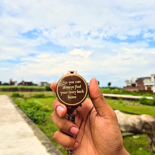 Brújula de latón antigua de 2 pulgadas con estuche de cuero - grabada con frase inspiradora miniatura 2