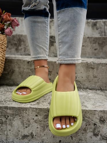 Pillow Slippers for Women and Men Cloud Slippers Soft Comfort Non Slip Quick Drying Shower Slides Bathroom Sandals Ultra Cushioned Thick Sole2