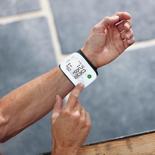 medisana BW 335 Handgelenk-Blutdruckmessgerät, präzise Blutdruck und Pulsmessung mit...