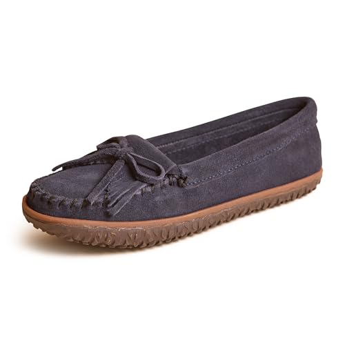 Minnetonka Women's Kilty Tread