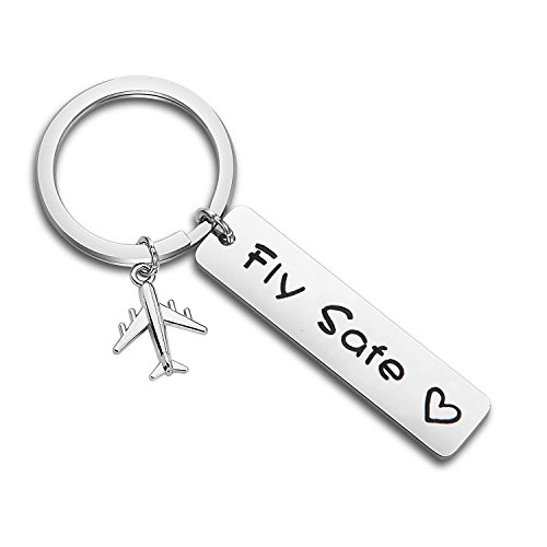 MAOFAED Pilot Gift Fly Safe Keychain Traveling Keychain Flight Attendant Gift (Fly Safe Keychain)