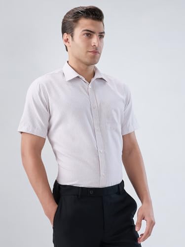 Image of Park Avenue Men Regular Fit Checks Pattern Polyester Blend Semicutaway Collar Half Sleeve Formal Shirt