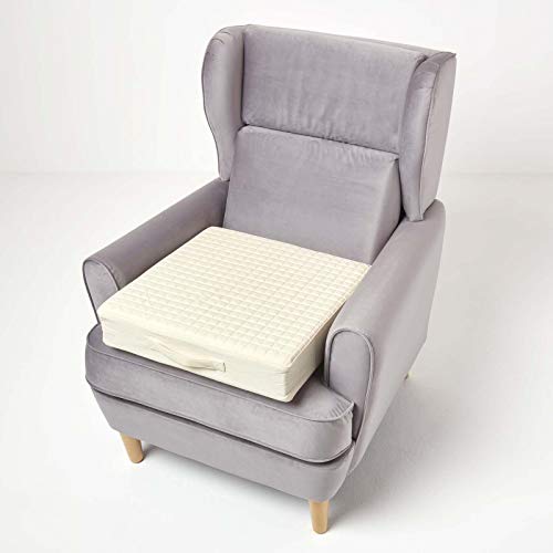 Homescapes Festes Sitzkissen 50x50x10 cm Creme, Sesselkissen/Sitzerhöhung orthopädischer Schaumstoff mit Baumwollbezug