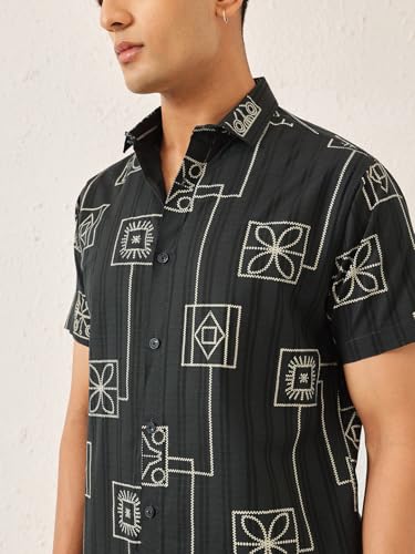 Image of Majestic Man Men's Slim Fit Pure Cotton Printed Casual Shirt - Short Sleeve | Premium Breathable Fabric | Modern Geometric Design
