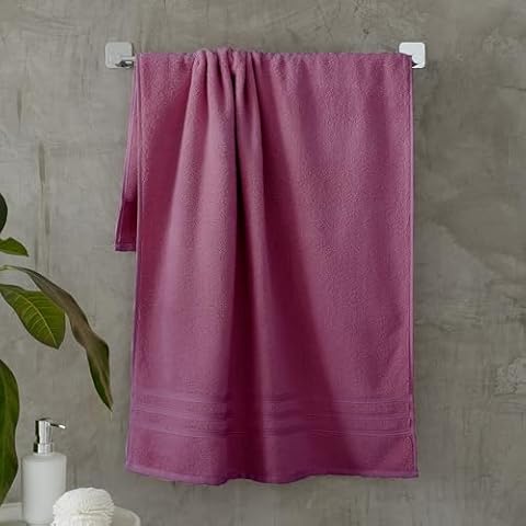 Catherine Lansfield Raspberry Zero Twist Bath Towel Cover