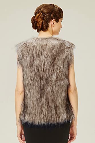 BABEYOND Women’s Faux Fur Vest Short Coat Sleeveless Jacket for Winter Fluffy Outwear with Pockets3