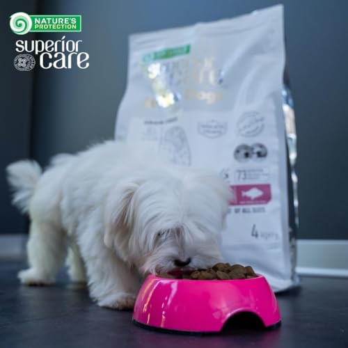 Nature's Protection Superior Care White Dog Glutenfrei Getreidefrei Trockenhundefutter Für alle Größen von Jungen Hunden mit hellem Fell, Weißfischmehl Größere Brocken 4kg.