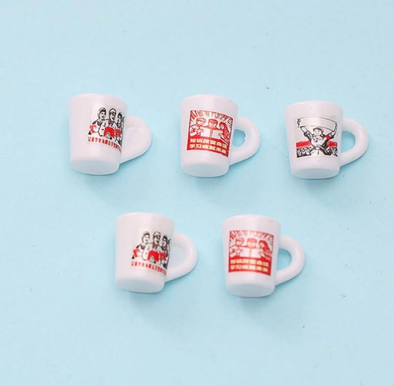 Kavya Craft Present 4pcs Miniature Items White Printed Cup Toys for Dolls House Decoration (Random Color)