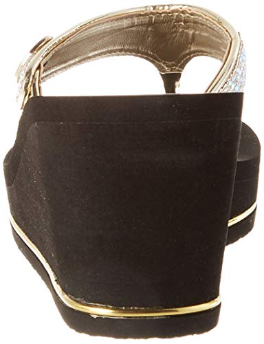 GUESS Women's Sarraly Wedge Sandal3