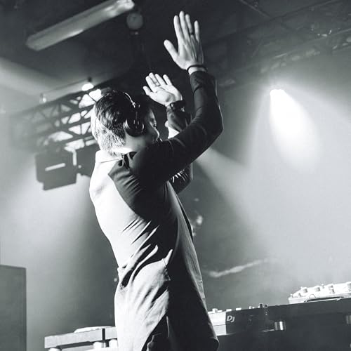 『VRTN』のカバーアート