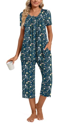 Image of Womens Summer Pajama Sets 2 Piece Short Sleeve Top and Capri Pants Plus Size Ladies Lounge Pjs Sets with Pockets