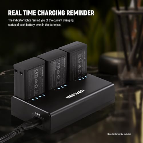 Image of NEEWER NC3-Z1 Triple Slot Battery Charger Kit for NEEWER Z2 Z1 Z760 Z880 TTL Speedlite Flash, 7.4V /2600mAh Li ion Battery, DC 8.4V /5V Output AC USB Charger with AC Power Cord (US Plug)