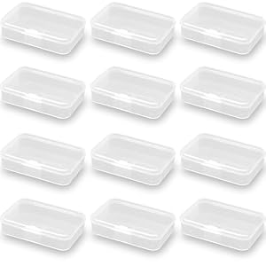 12個の長方形ミニプラスチック貯蔵容器、プラスチック製透明ビーズ収納ボックスは、ビーズ、小物などを収納するのに適している。（8.8 x 5.8 x 2cm）