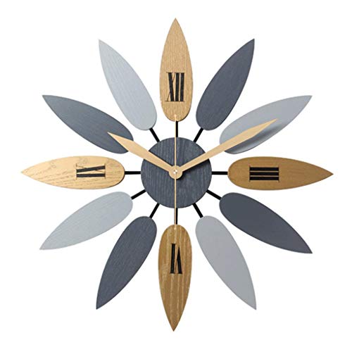 Horloge murale en bois noble dotée d'un beau cadre artisanal