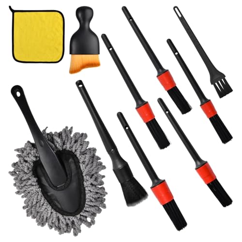 Brosse détail voiture pour éliminer la poussière du tableau de bord