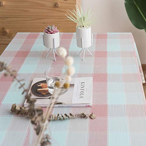 Nappe polyester durable pour protéger et sublimer votre table basse de salon