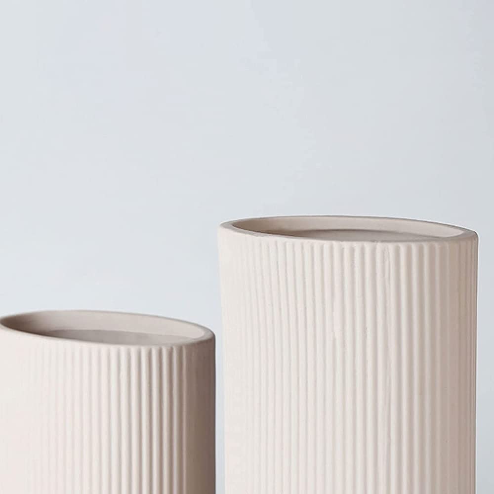 Amazon｜モダンな花瓶 花瓶 クリエイティブな不規則なU字型の