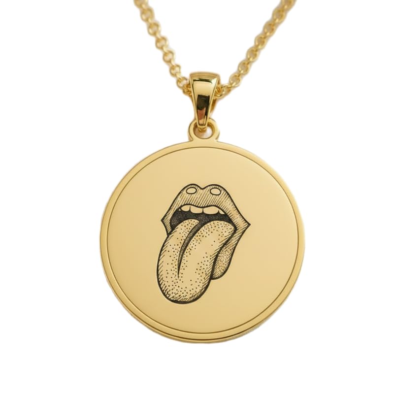 Collier pendentif gravé pour sublimer vos tenues urbaines au quotidien