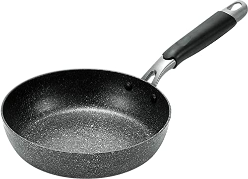 丈夫で軽量 ネオストーンプレミアム フライパン 20cm 3層ハード構造 耐摩耗性試験100万回クリア 少量の油で調理できるから健康的で経済的 軽量構造 100V・200V電磁調理器 ガスなど オール熱源対応 エンヴェールヘルック