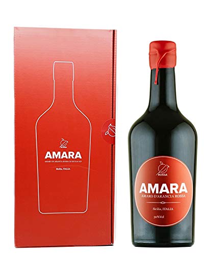 Le scorze di queste arance vengono poste in infusione con alcol, zucchero ed erbe aromatiche, senza l’utilizzo di additivi. Nasce così una bottiglia che racchiude in sé l’anima più pura della Sicilia.