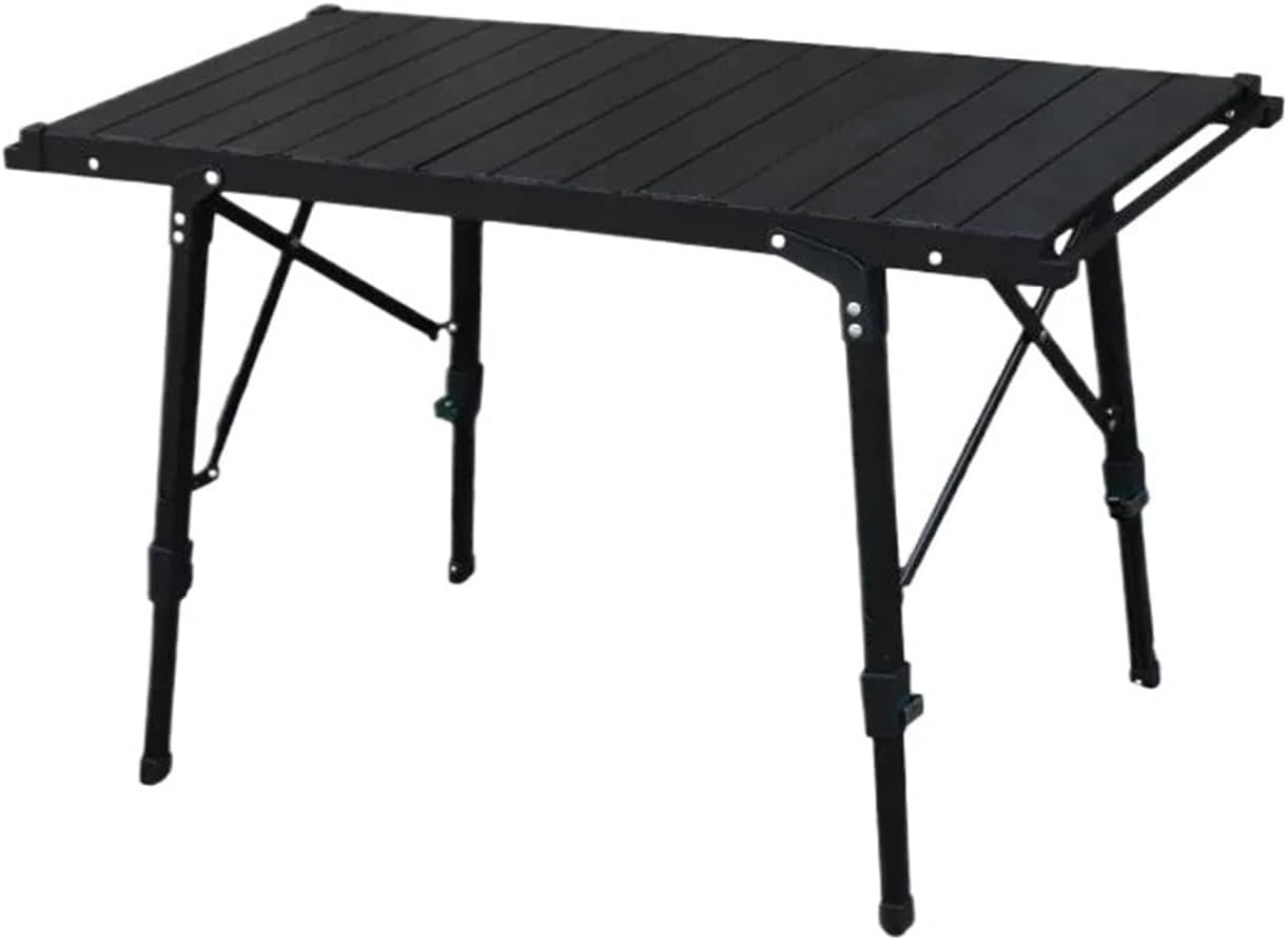 Table de camping pliable avec brasero pour éviter le froid en soirée