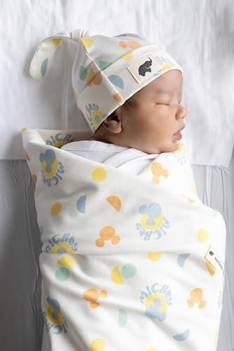 Image of MONICA + ANDY Mini Hospital Cuddle Box, 100% Organic Baby Clothes for Newborns & Infants, Coming Home Swaddle Blanket & Cap