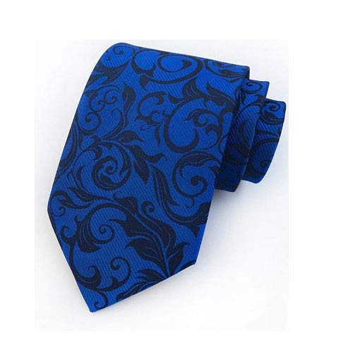 Cravate pour homme en soie : l'accessoire indispensable des invités de mariage