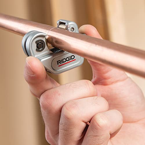 RIDGID 32975 Model 103 Close Quarters Tubing Cutter, 1/8-inch to 5/8-inch Tube Cutter, Silver 9 RIDGID 32975 Model 103 Close Quarters Tubing Cutter, 1/8-inch to 5/8-inch Tube Cutter, Silver - Image 9