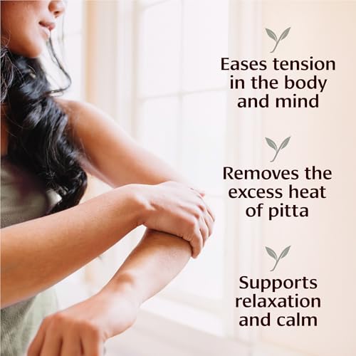 Banyan Botanicals Pitta Massage Oil – Organic Massage Oil Infused with Ayurvedic Herbs – with Gotu Kola and Guduchi (Tinospora cordifolia) – 8 oz. – Non-GMO Sustainably Sourced Abhyanga Massage Oil