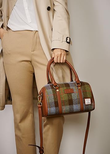 Islander The Medium Duffel Harris Tweed & Microfibre Leather (Chestnut and Blue Tartan)2