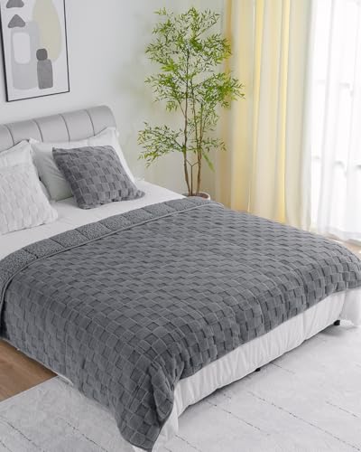 Uttermara Sherpa Fleece Weighted Blanket Queen Size(20lbs, 60" x 80", Grey), 3D Jacquard Checkered Warm Sherpa Heavy Blanket for Adults, Soft Fuzzy Weighted Blankets for Couch Bed Sofa