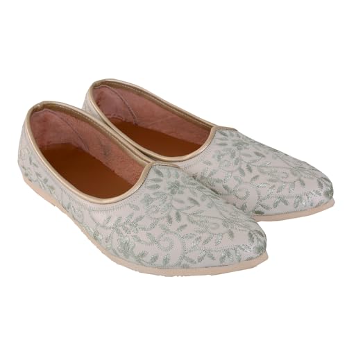 Image of CatBird Handcrafted Men's Ethnic Jutti - Traditional Indian Mojari for Casual wear,Weddings & Festivals