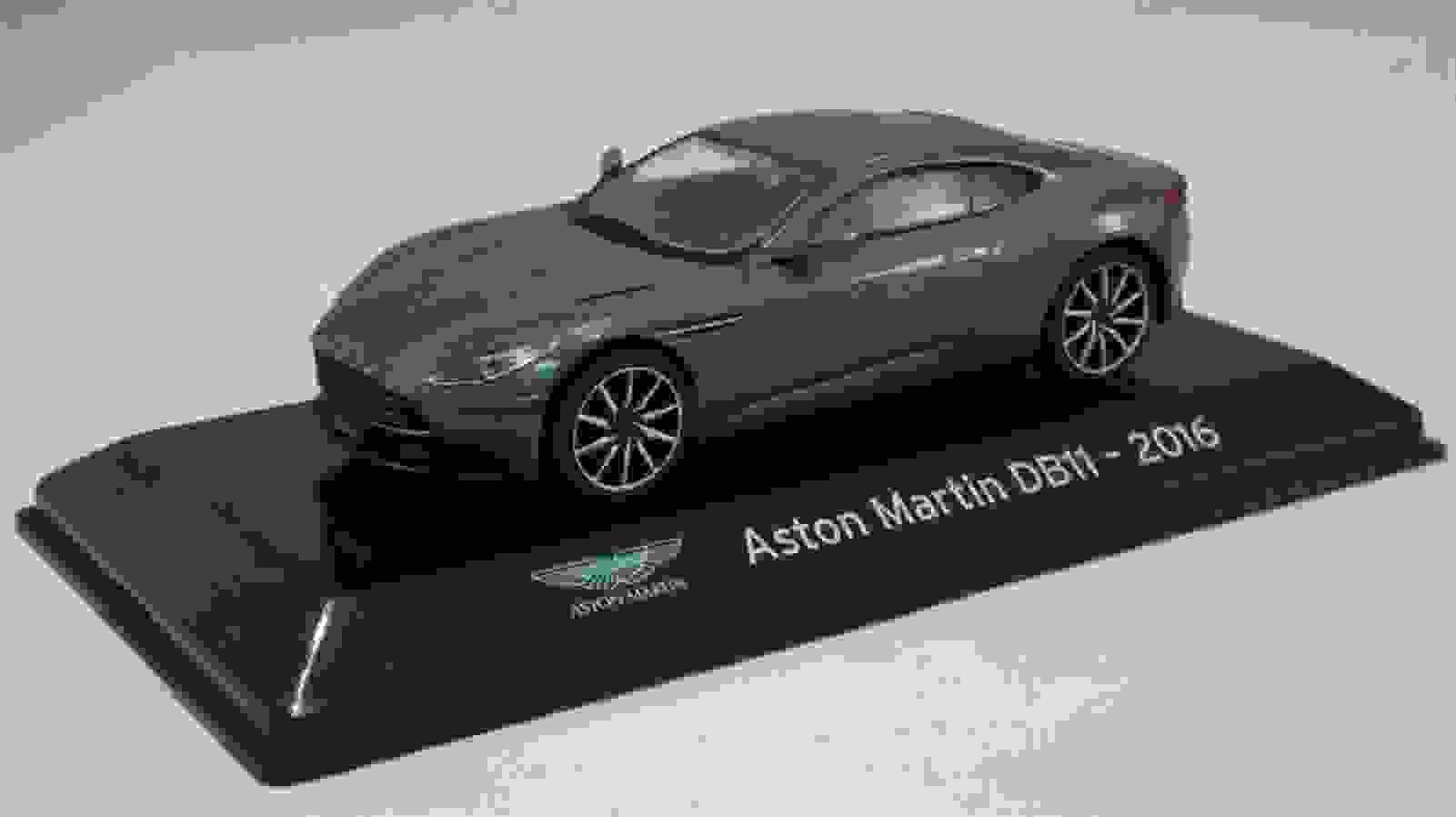 silver aston martin DB11 2016 car 1:43 scale diecast model