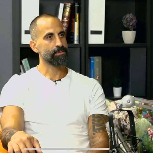 سني سكاكيني من فلسطين الى الإحتراف