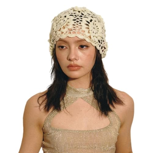 Bonnet en crochet ajouré léger et tendance style bohème chic