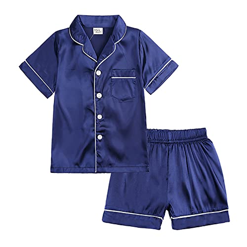 Pyjama en satin bébé pour des nuits fraîches et rituels du coucher en douceur