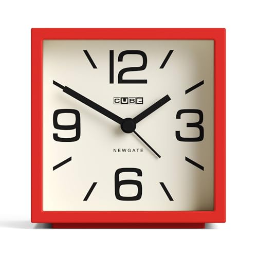Compatto e funzionale, con allarme acustico digitale, questo orologio è ideale per comodini, scaffali o scrivanie dove lo spazio è prezioso ma lo stile conta.